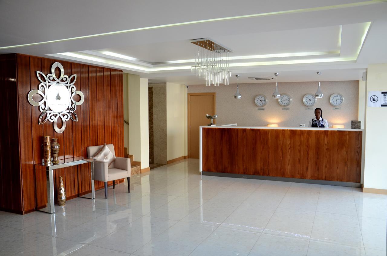 Blu Sky Hotel Maputo Buitenkant foto