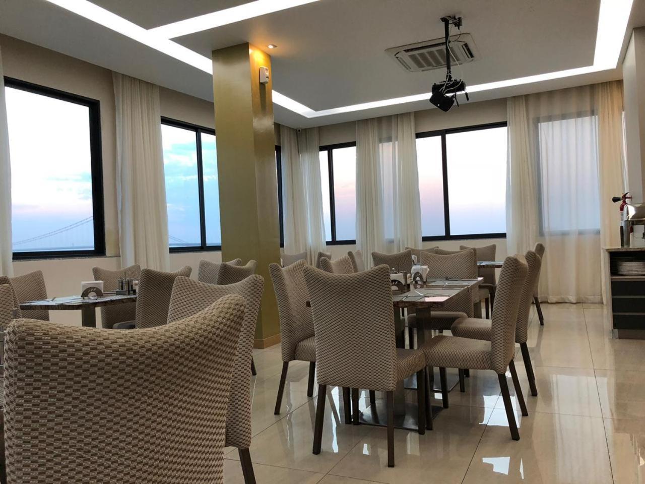 Blu Sky Hotel Maputo Buitenkant foto